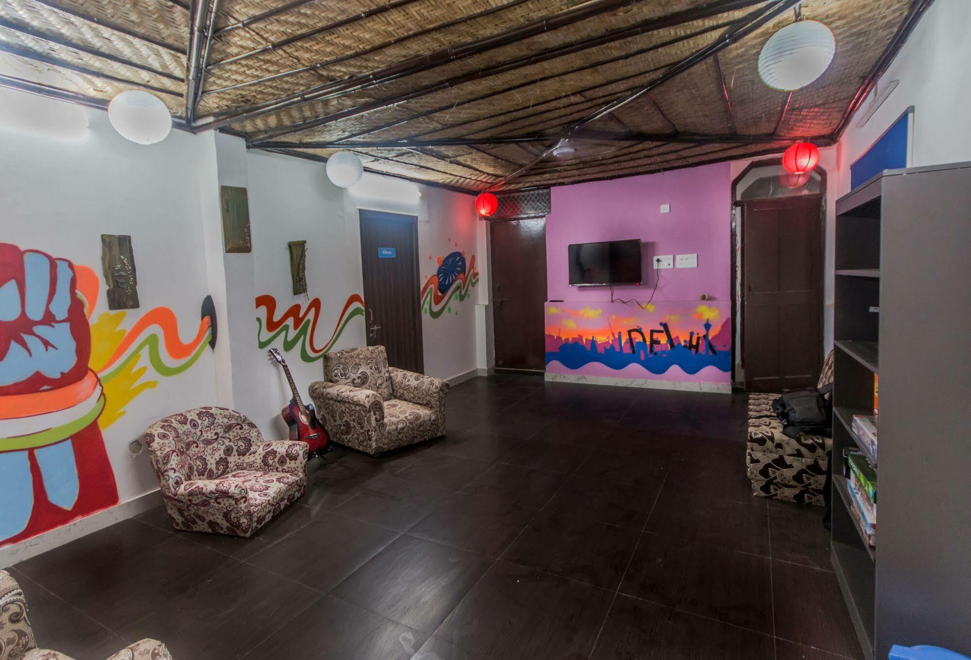 Bunk Hostel Delhi Nuova Delhi Esterno foto