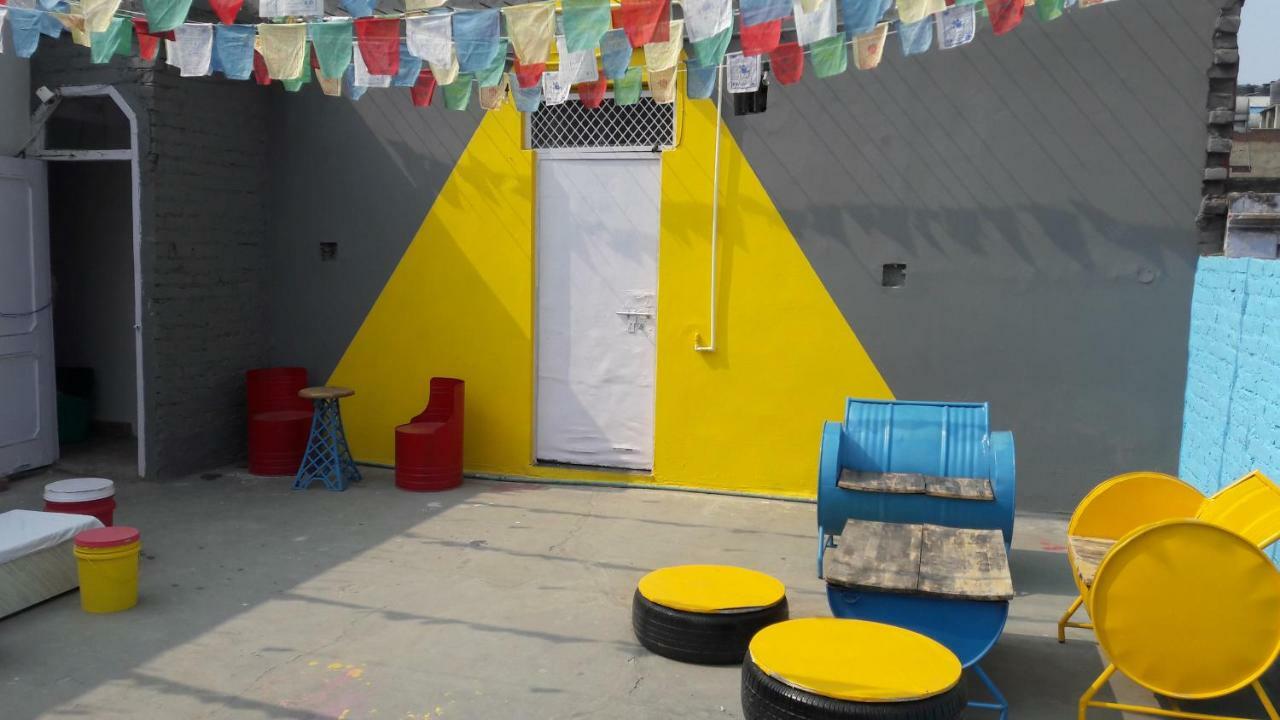 Bunk Hostel Delhi Nuova Delhi Esterno foto