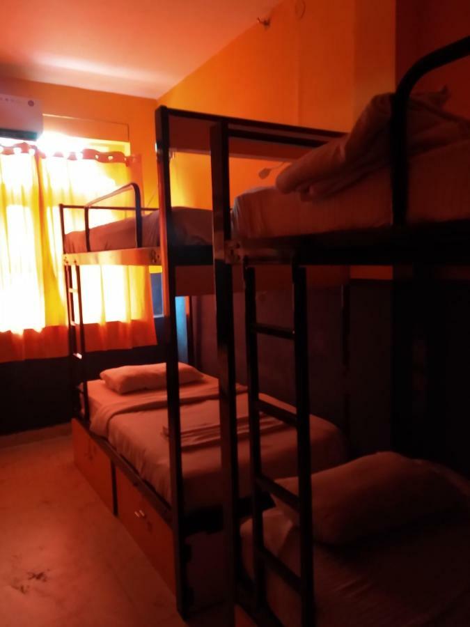 Bunk Hostel Delhi Nuova Delhi Esterno foto