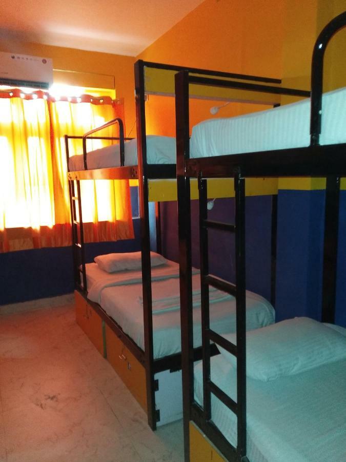 Bunk Hostel Delhi Nuova Delhi Esterno foto